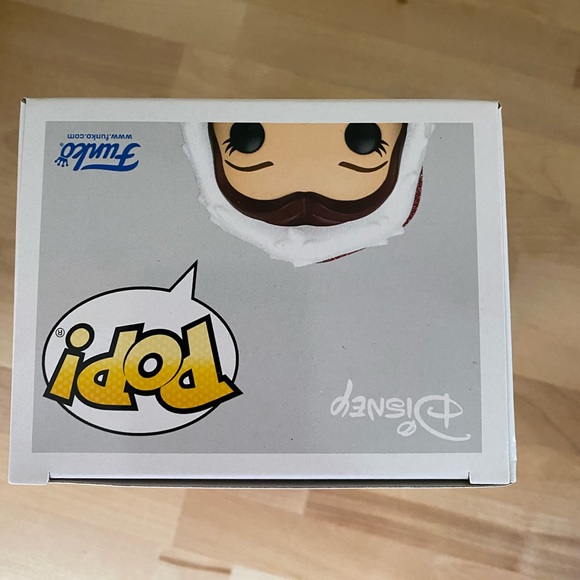 Funko Pop Diamond Disney Belle - Picture 3 of 4